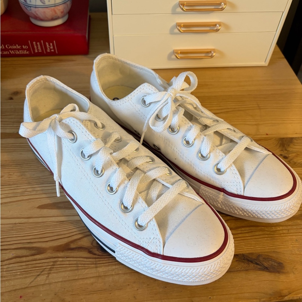 Converse Classic Low-Top White Canvas Sneakers with Red Trim - Brand new! Size 8